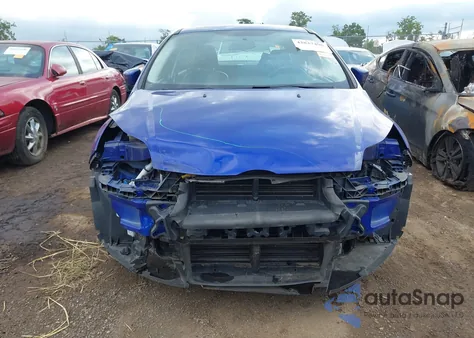 2013 Ford Focus Se z USA, uszkodzony, nr VIN 1FADP3F28DL168843